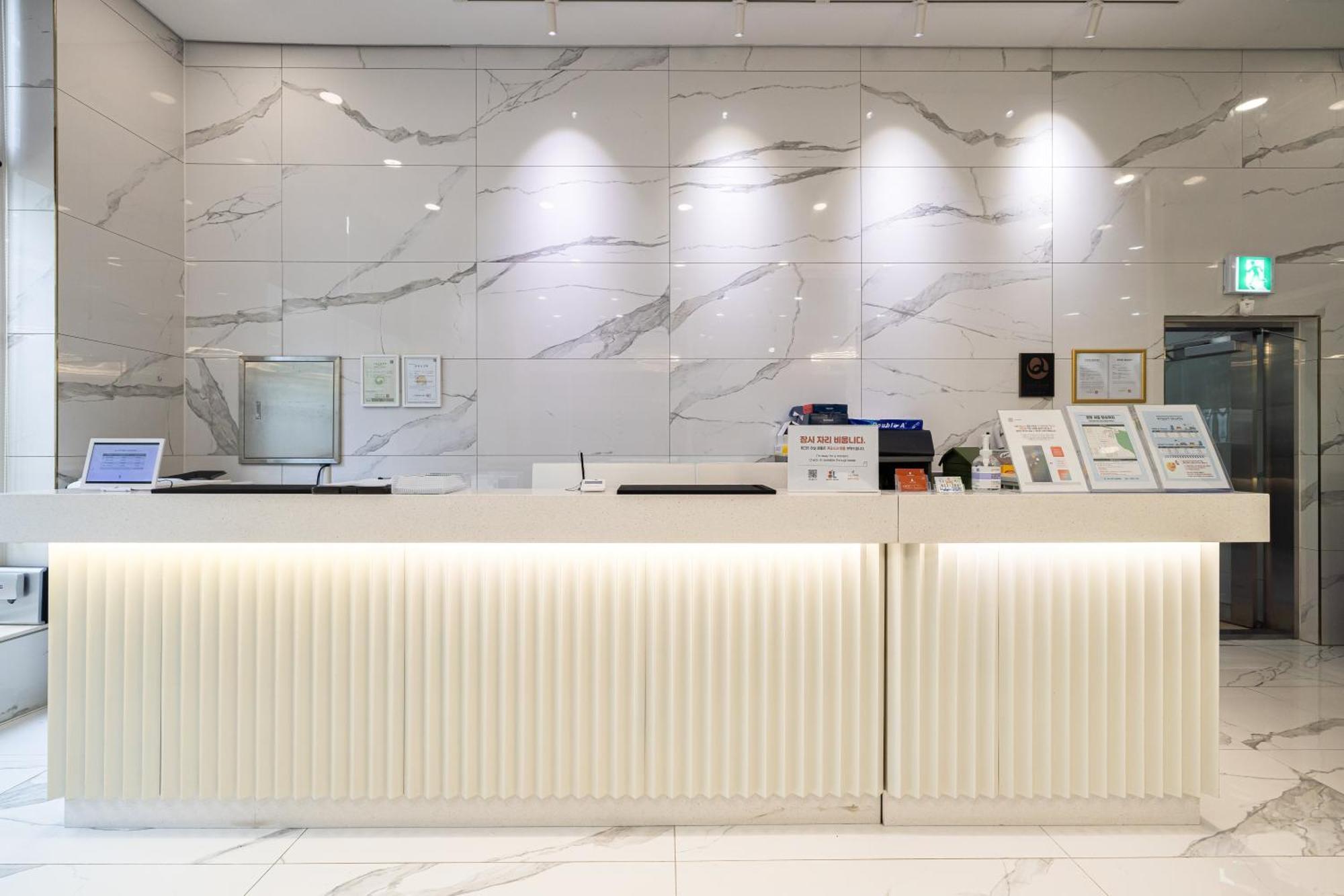 Gl City Hotel Incheon Airport Exterior photo